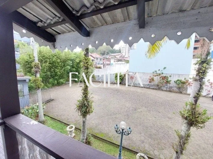 Casa com 7 quartos e jardim privativo — photo 13