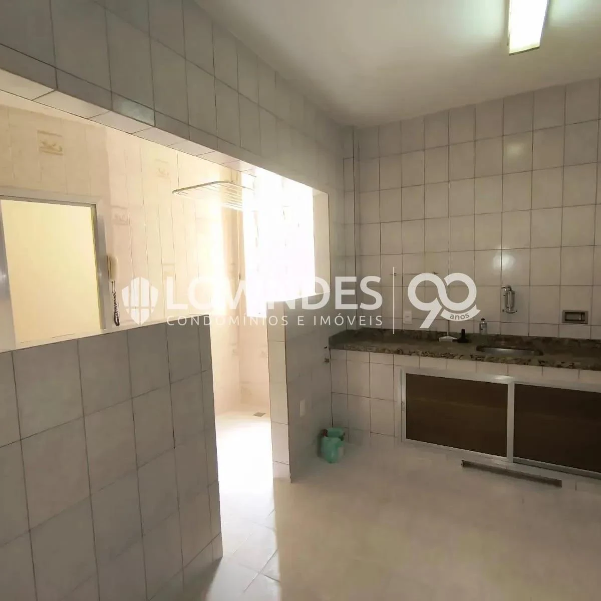 2-bedroom apartment with a park view — photo 8