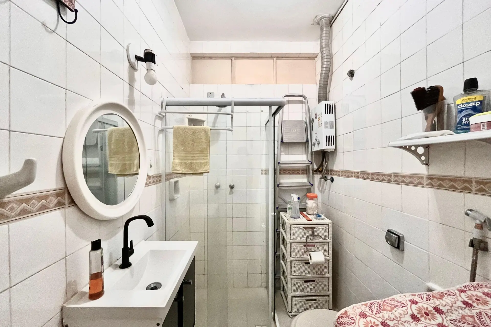 Furnished 1-bedroom apartment with 1 bathroom — photo 16