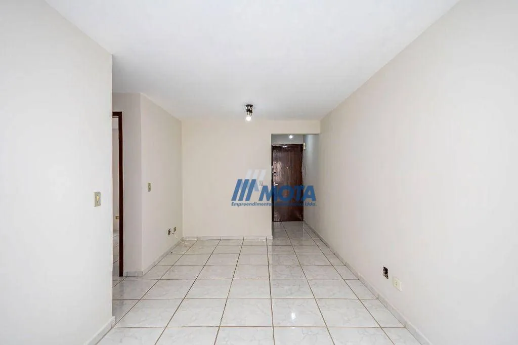 2-bedroom apartment with tile flooring — photo 5