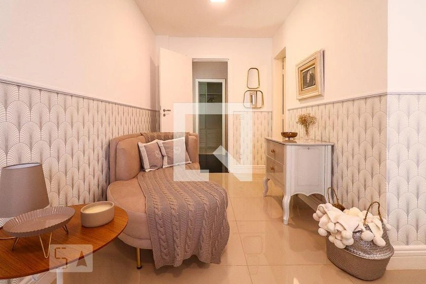 House, 450 m², with a private pool — photo 11
