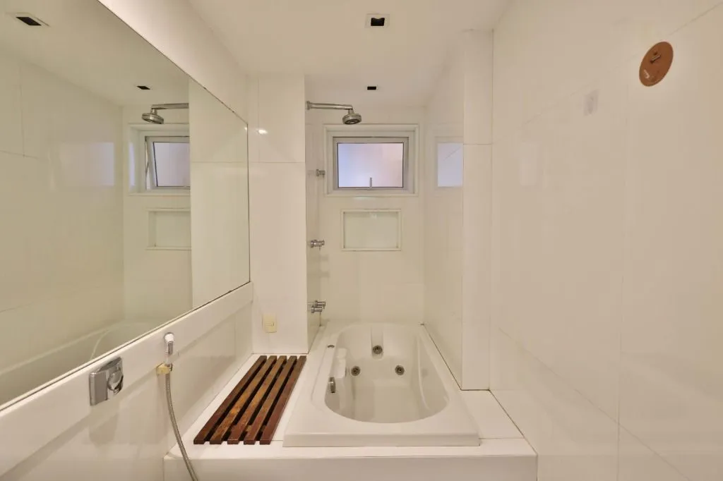 3-bedroom apartment with 2 baths and 125 m² floor area — photo 21