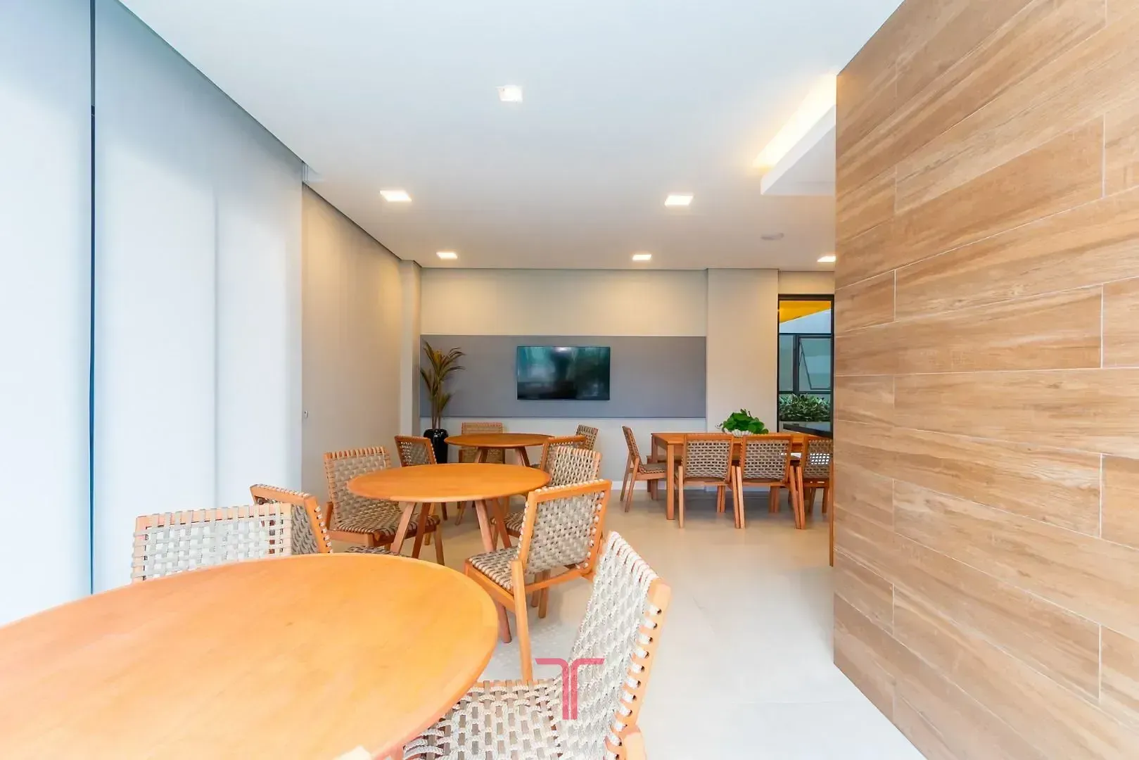 Furnished 45 m² studio with 1 bedroom and 1 bathroom — photo 83