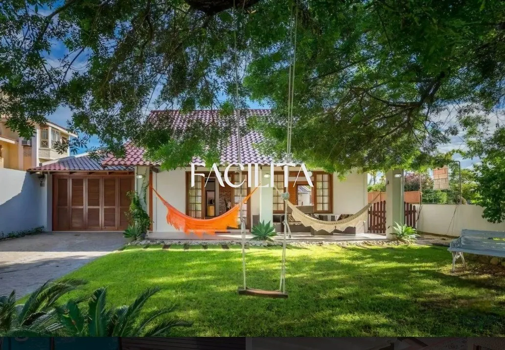 Furnished house with 4 bedrooms and 450 m²