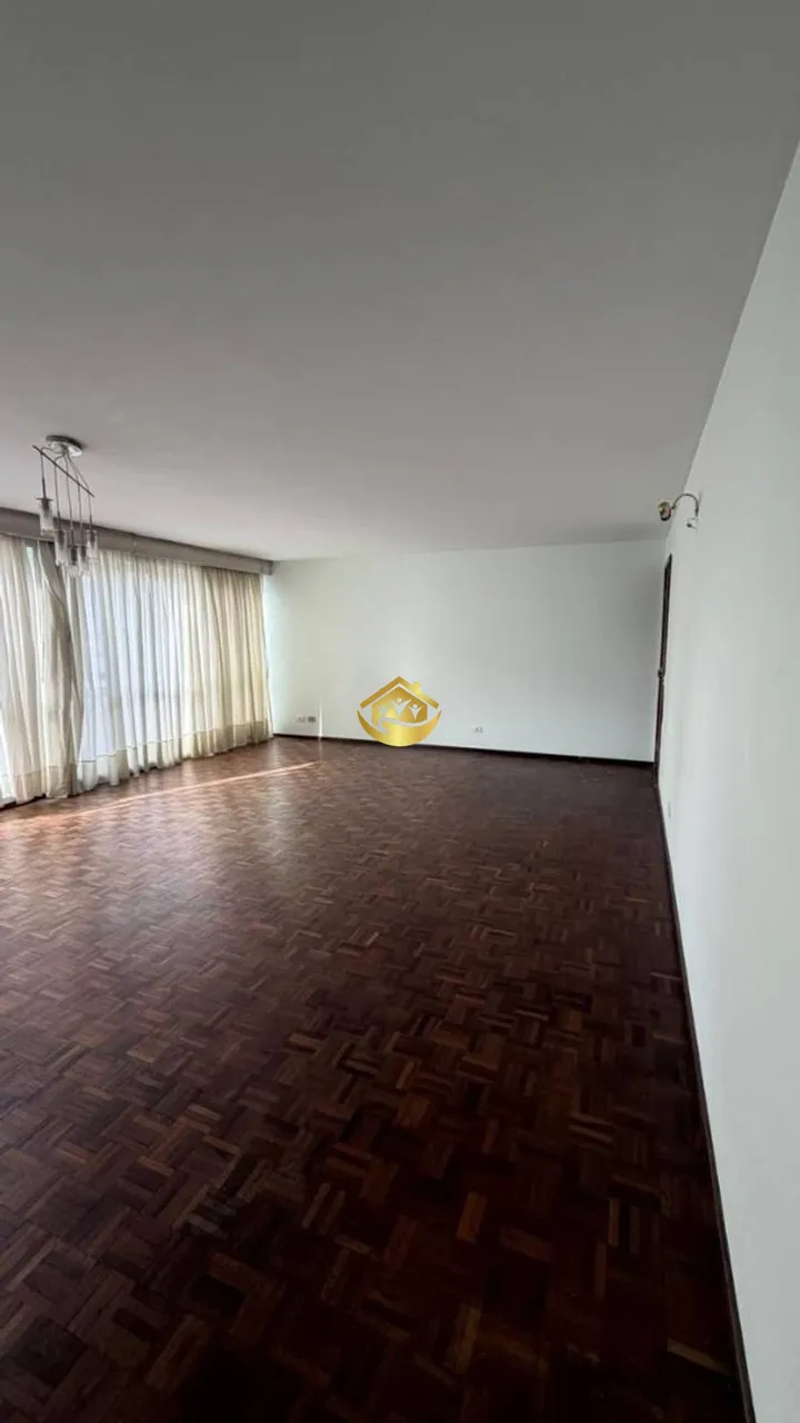 Квартира 194 м² з 2 спальнями та 1 ванною при спальні — photo 16