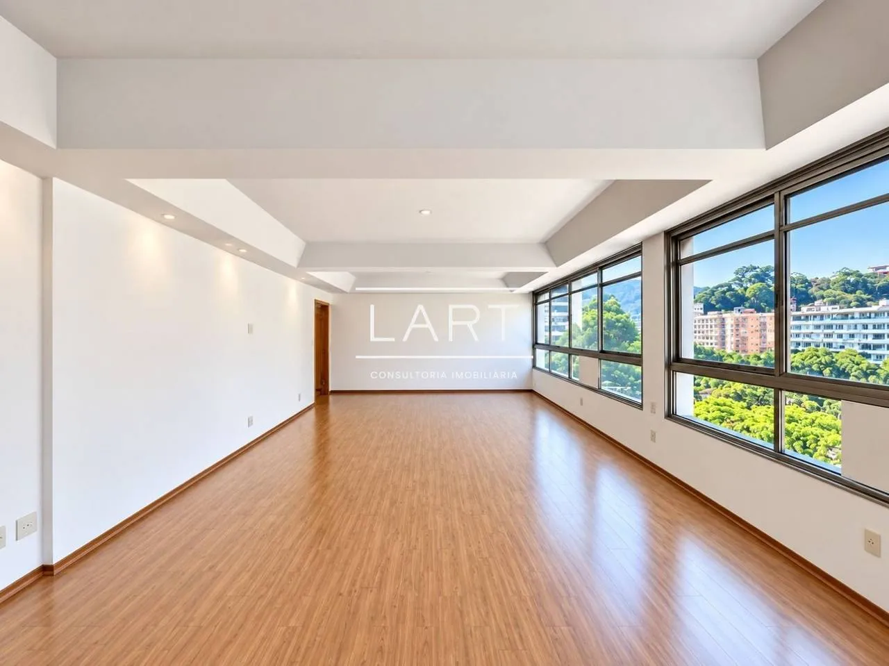 Вид на воду и 4 спальни: квартира 190 м² — photo 10