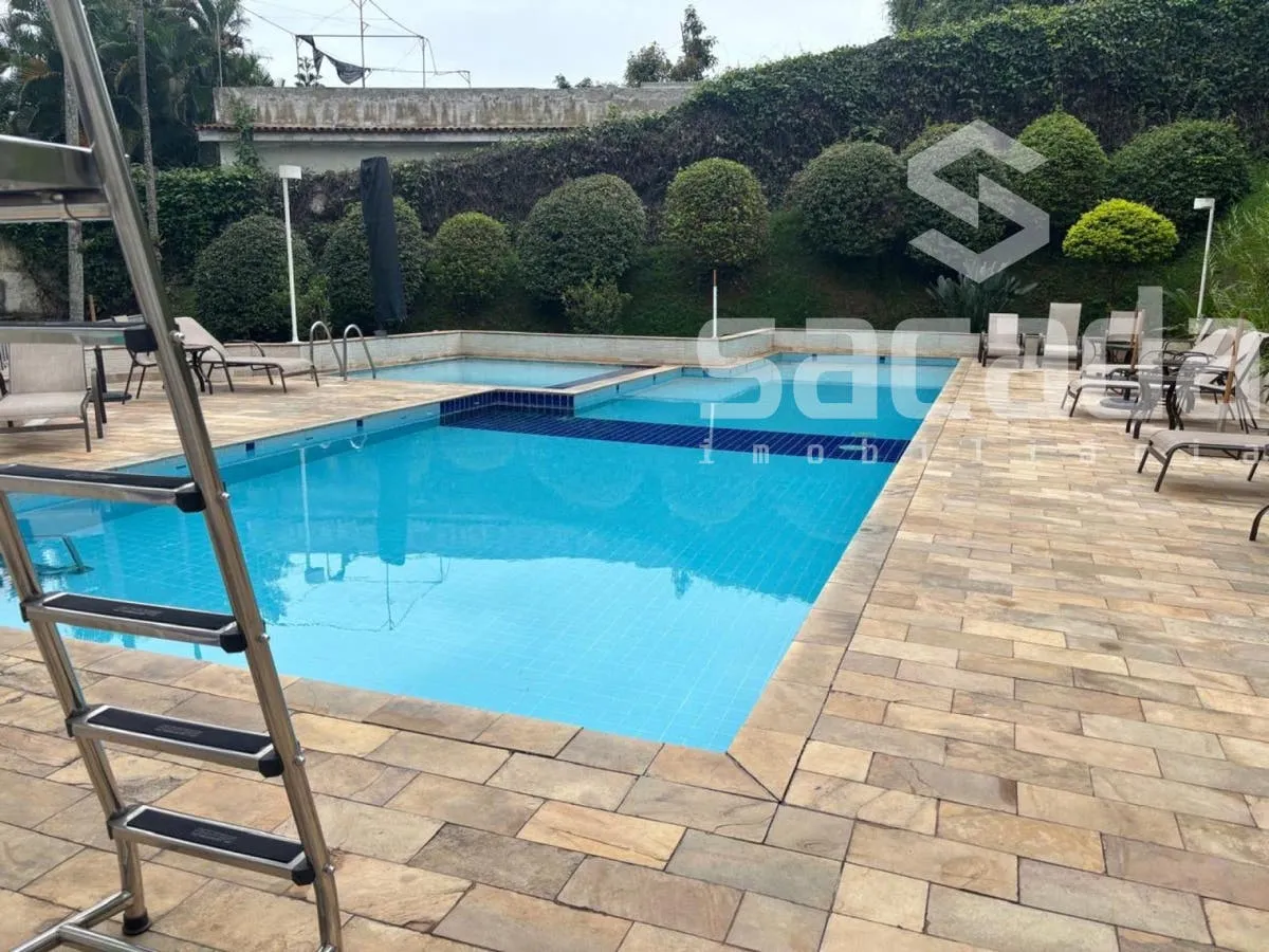 Балкон с грилем и 3 спальни: квартира 131 м² — photo 17