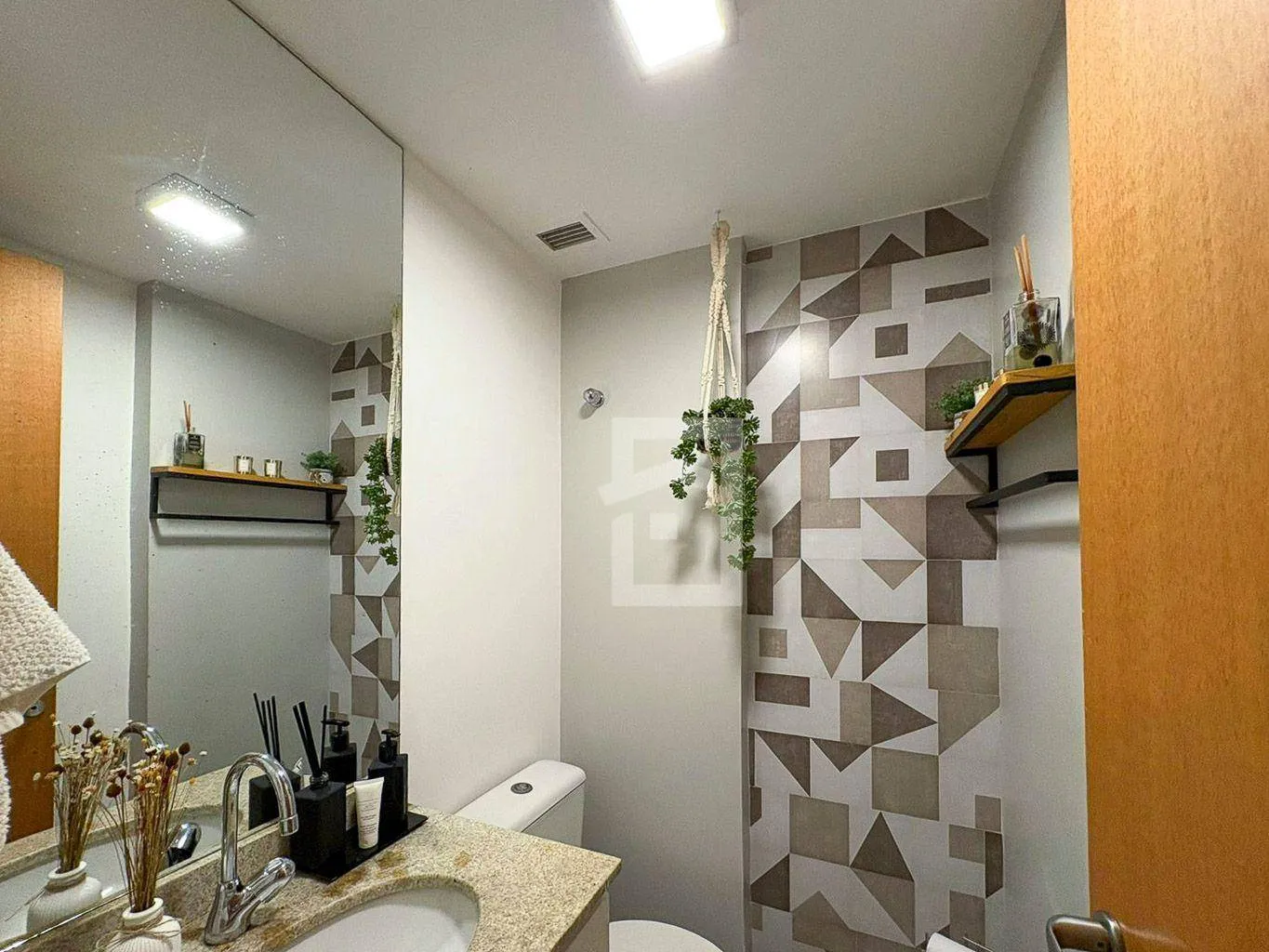 Apartment on the 3rd floor with a home office — photo 16