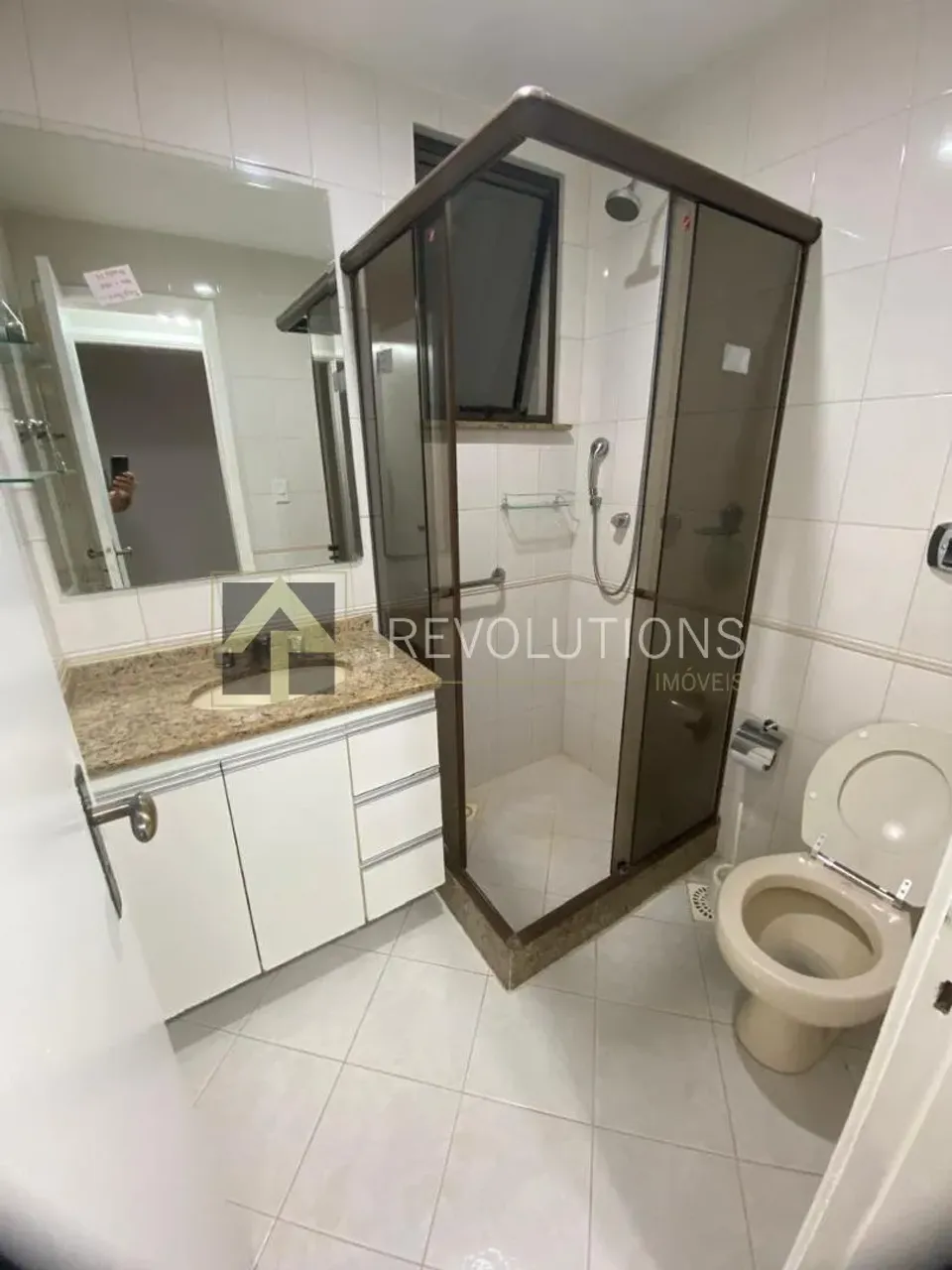 Furnished apartment with 2 bedrooms and 3 bathrooms — photo 15