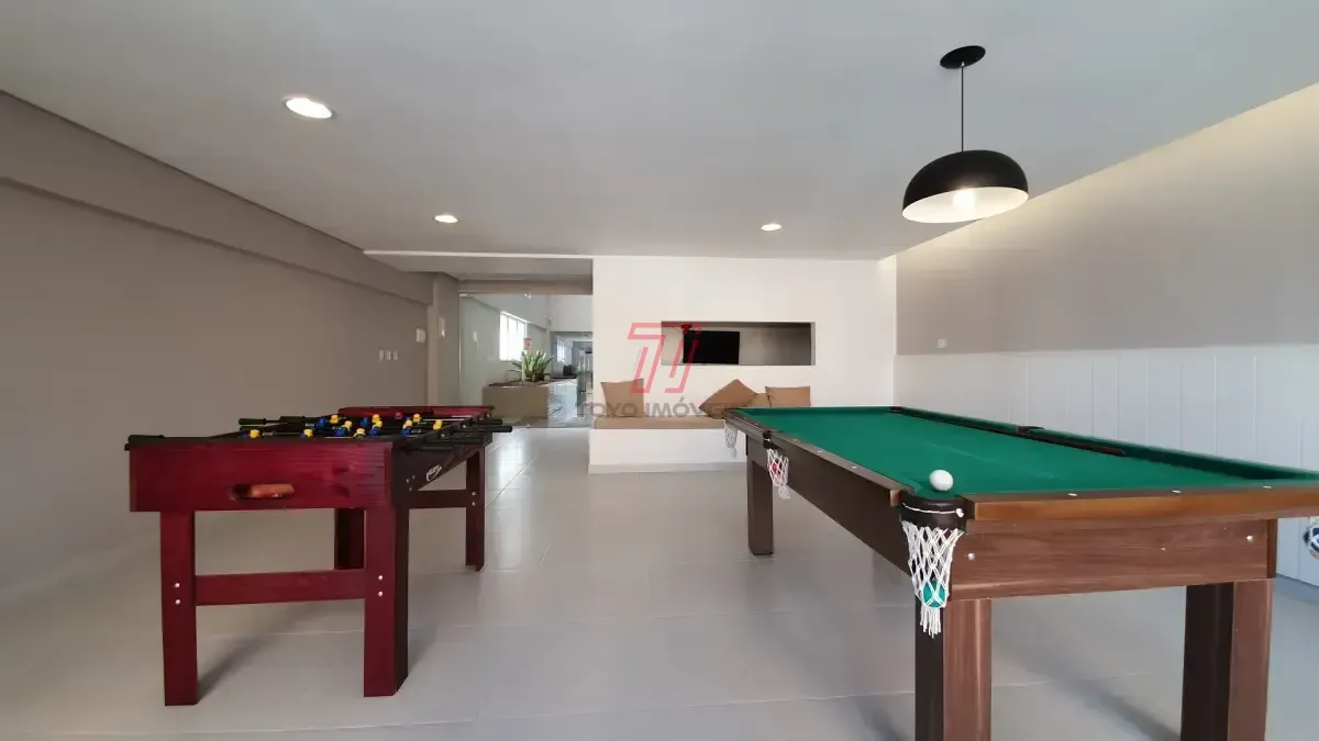 Studio bem cuidado com sacada e cozinha integrada — photo 30