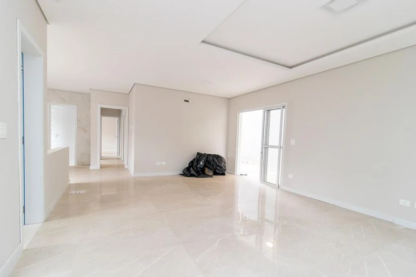 Casa com 4 quartos, jardim privativo e 6 banheiros — photo 8