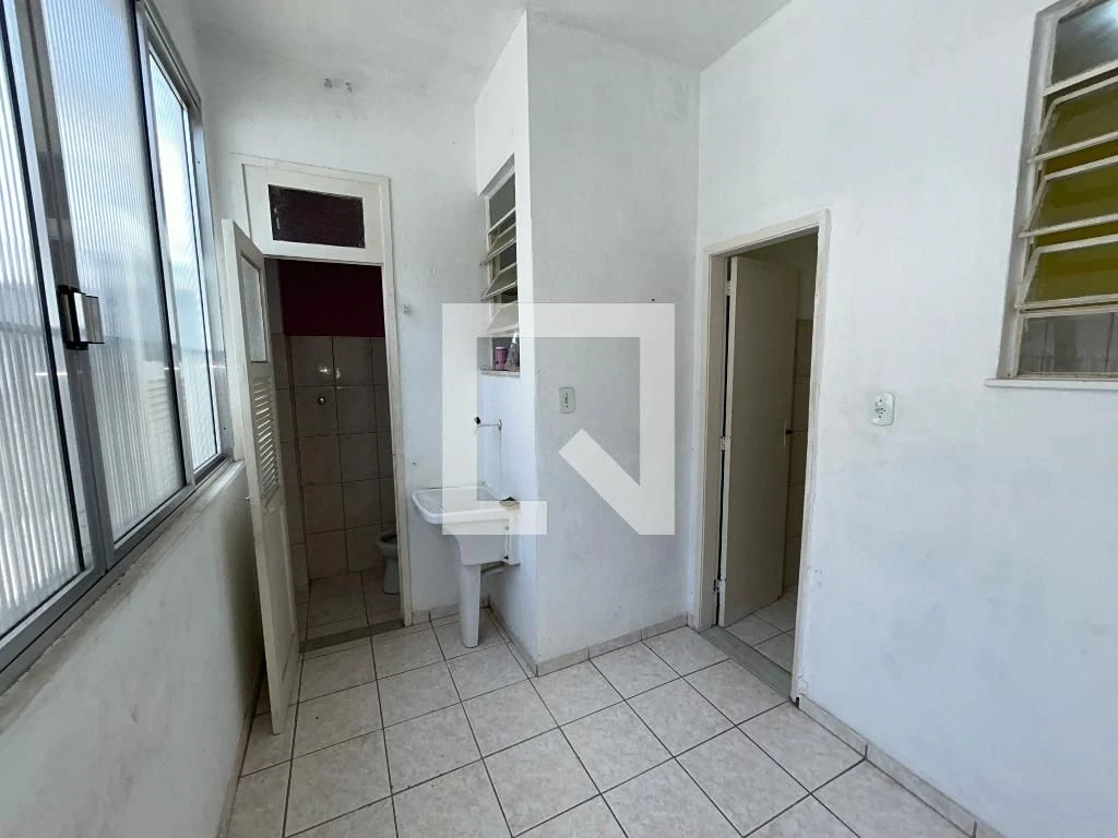 House with no parking, 2 bedrooms and 1 bathroom — photo 16