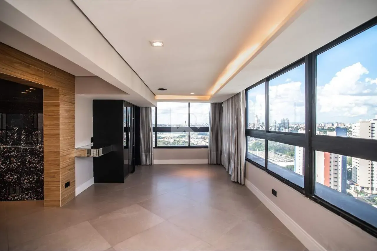 Apartment with 4 bedrooms, 3 en-suites and 463 m² — photo 24