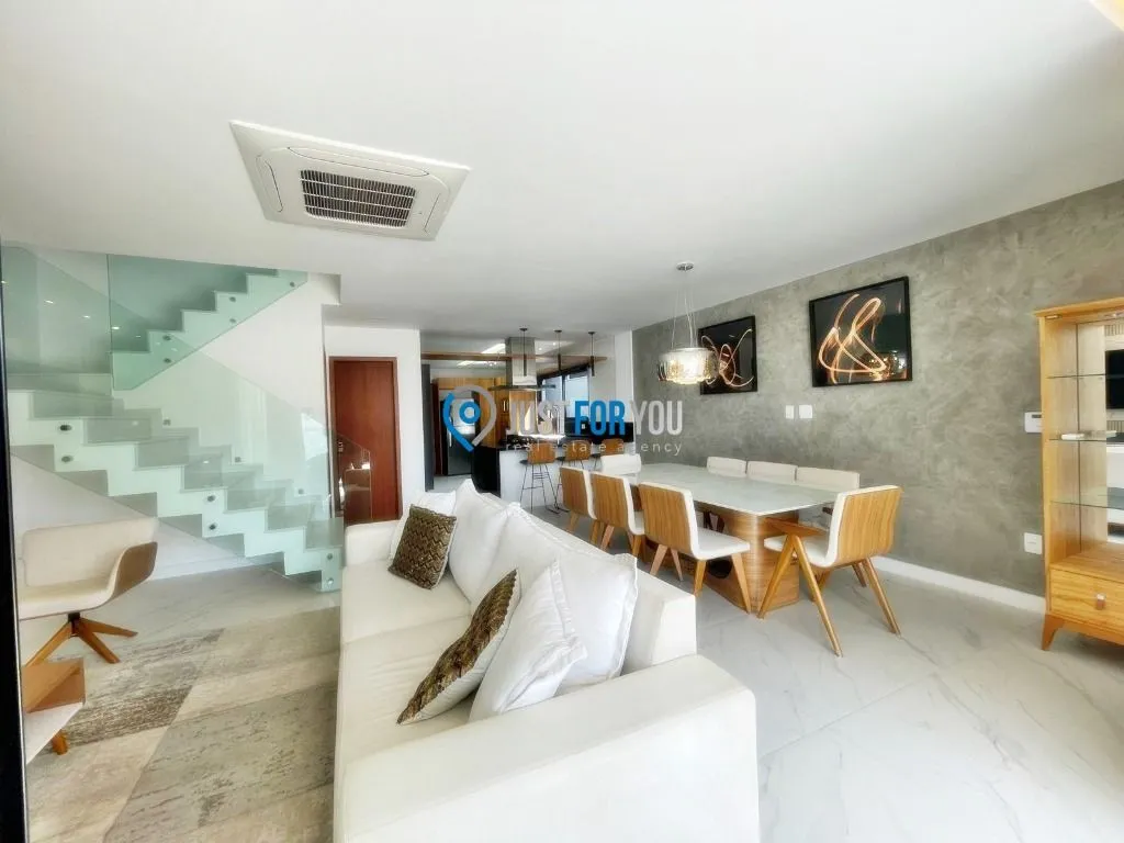 Furnished house with 4 en-suites and 330 m² plus 2 parking — photo 18