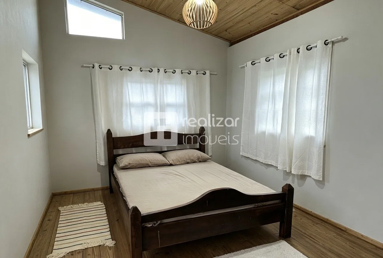 5-bedroom house with a mountain view in Florianópolis — photo 8