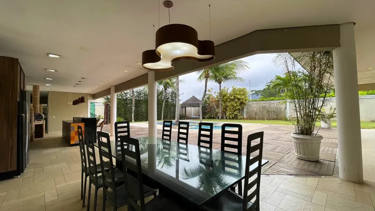 Furnished house with 4 bedrooms and an open-plan kitchen — photo 14