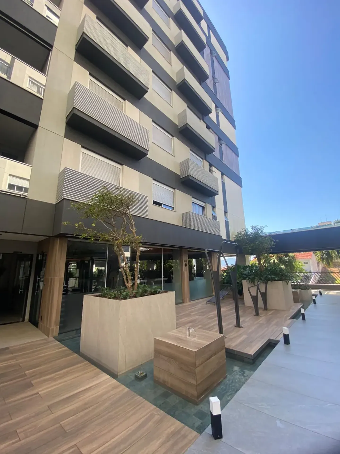 90 m² apartment with 2 bedrooms and balcony grill — photo 21