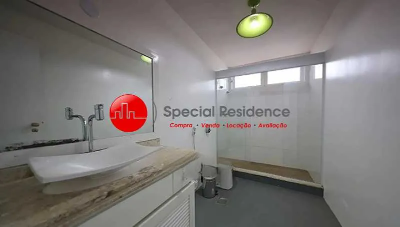 Furnished house with 6 bedrooms and 1000 m² — photo 26