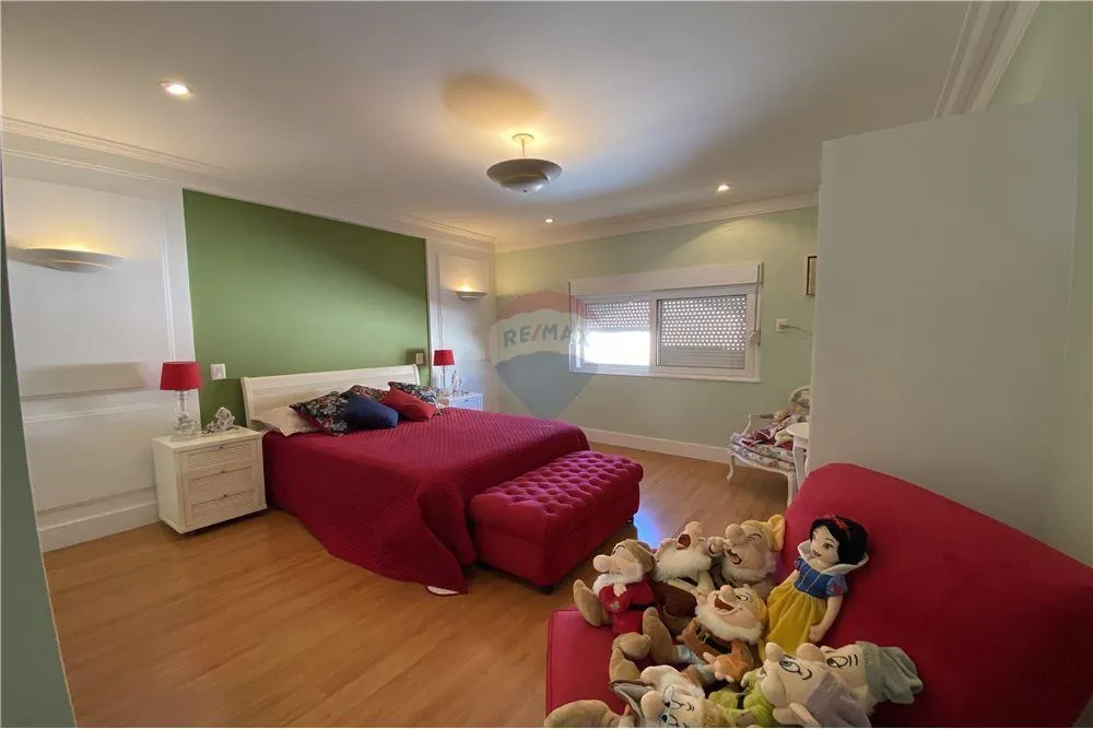 Furnished house with 4 bedrooms and 508 m² — photo 23