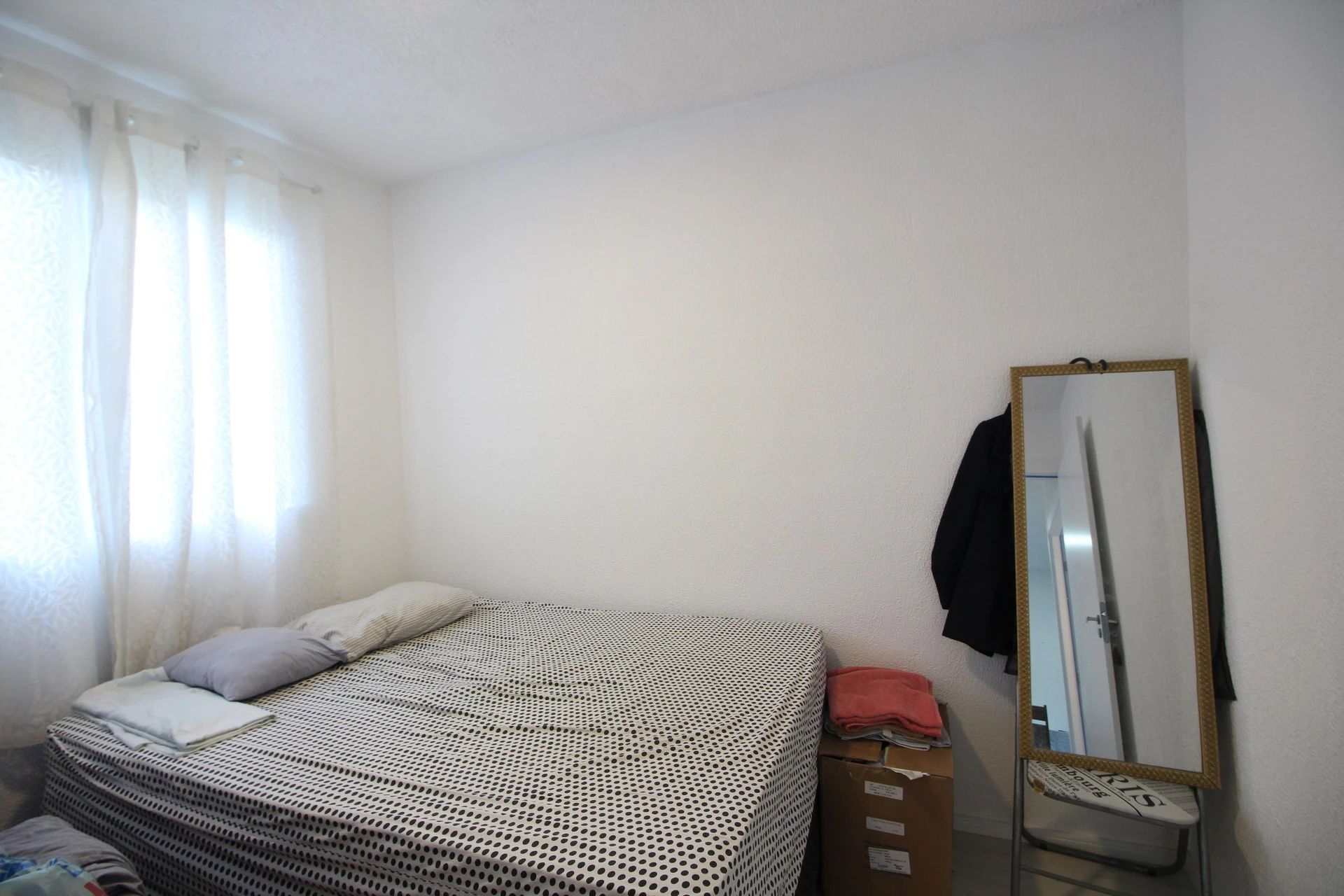 Furnished apartment with 2 bedrooms and 1 parking spot — photo 24
