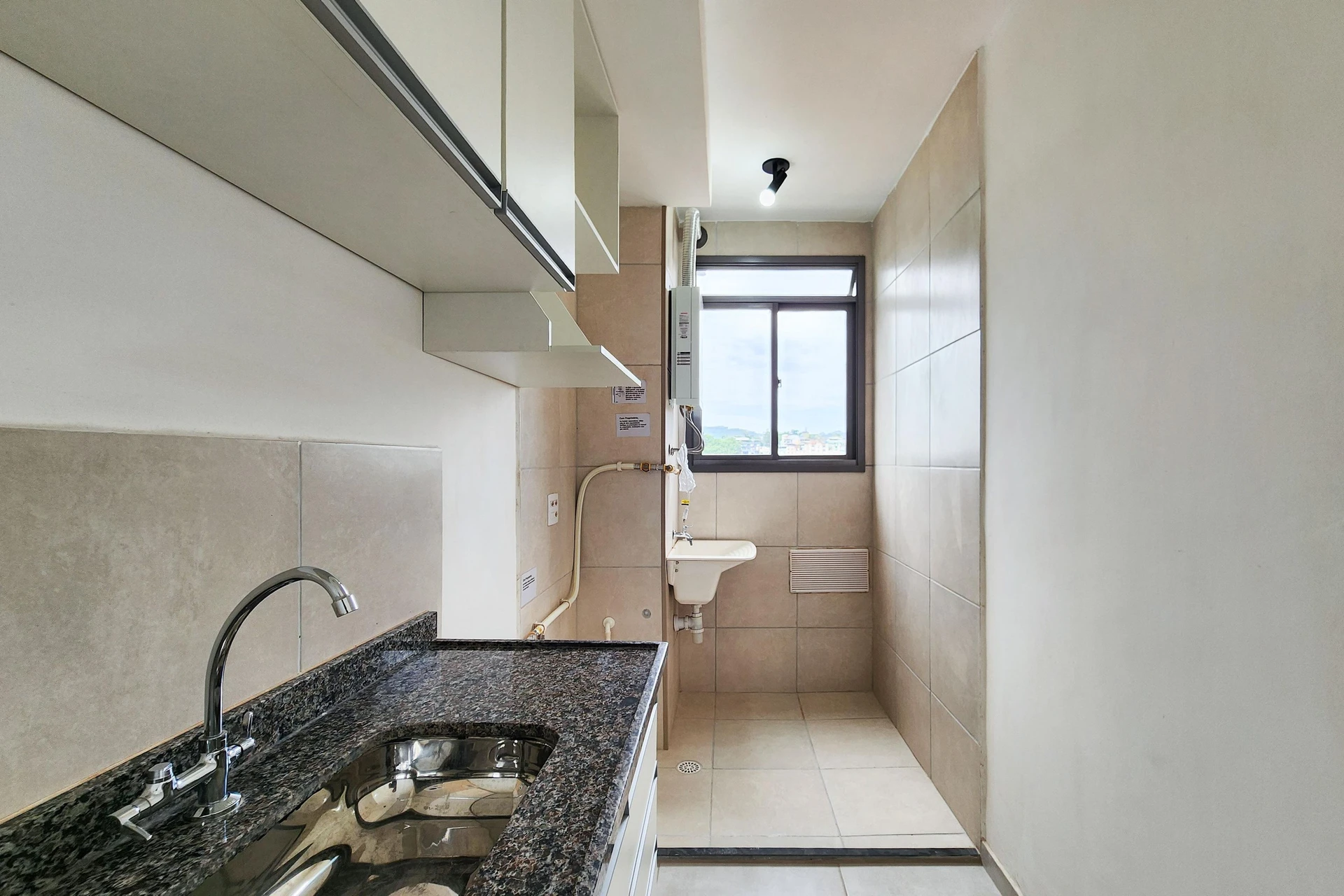 2 quartos e vista para as montanhas: apartamento de 48 m² — photo 48