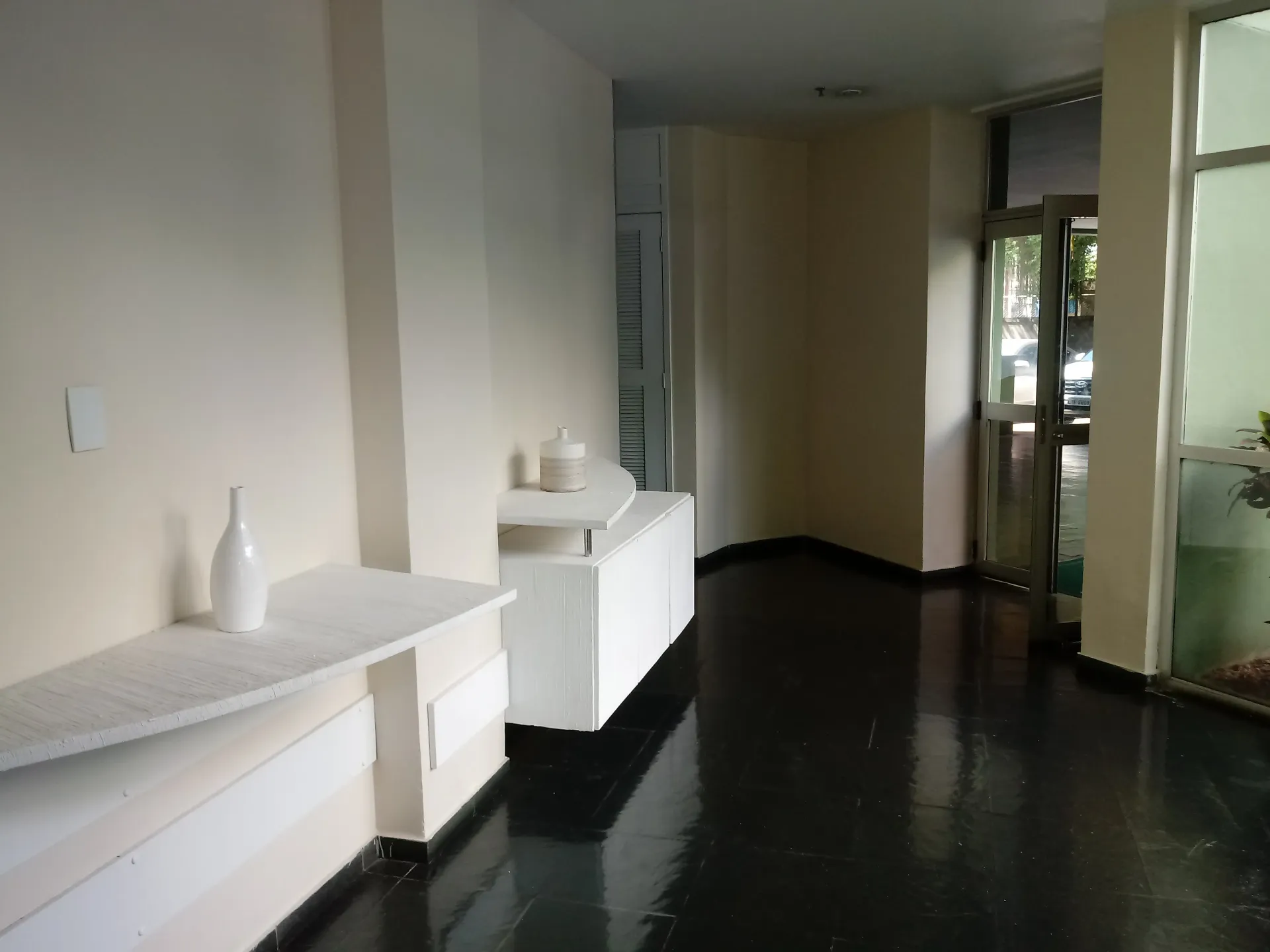 58 m² apartment with 3 bedrooms and 1 parking spot — photo 3