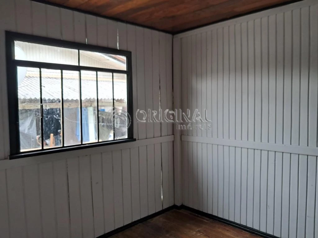 Будинок із 2 спальнями та дерев'яною підлогою або ламінатом — photo 9
