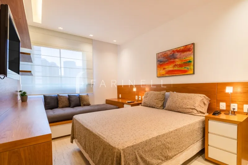 Furnished 1-bedroom apartment with enclosed glass balcony — photo 3