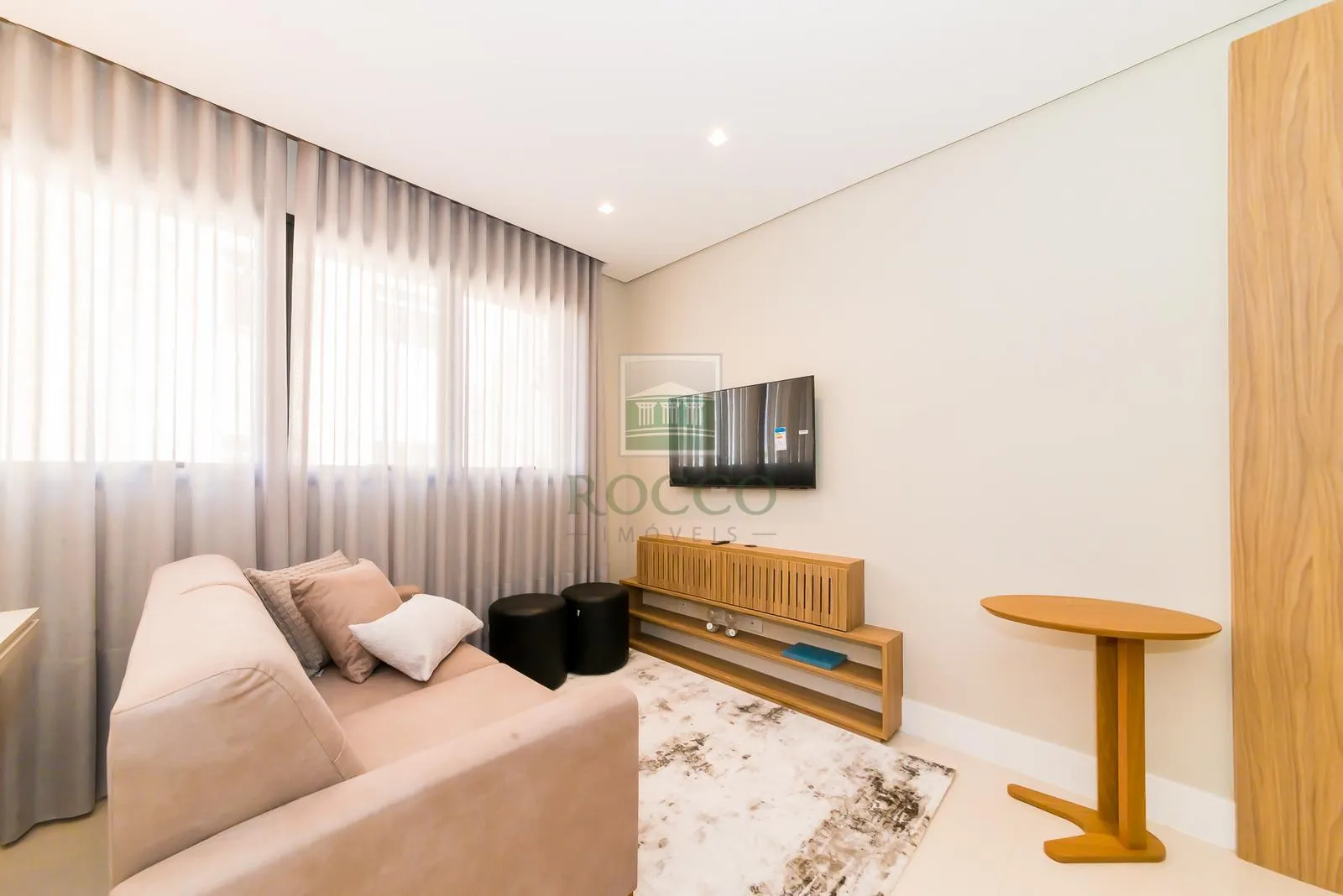 Furnished 1-bedroom apartment with 2 bathrooms — photo 3