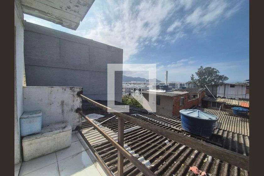 1-bedroom apartment with balcony and 30 m² of space — photo 15