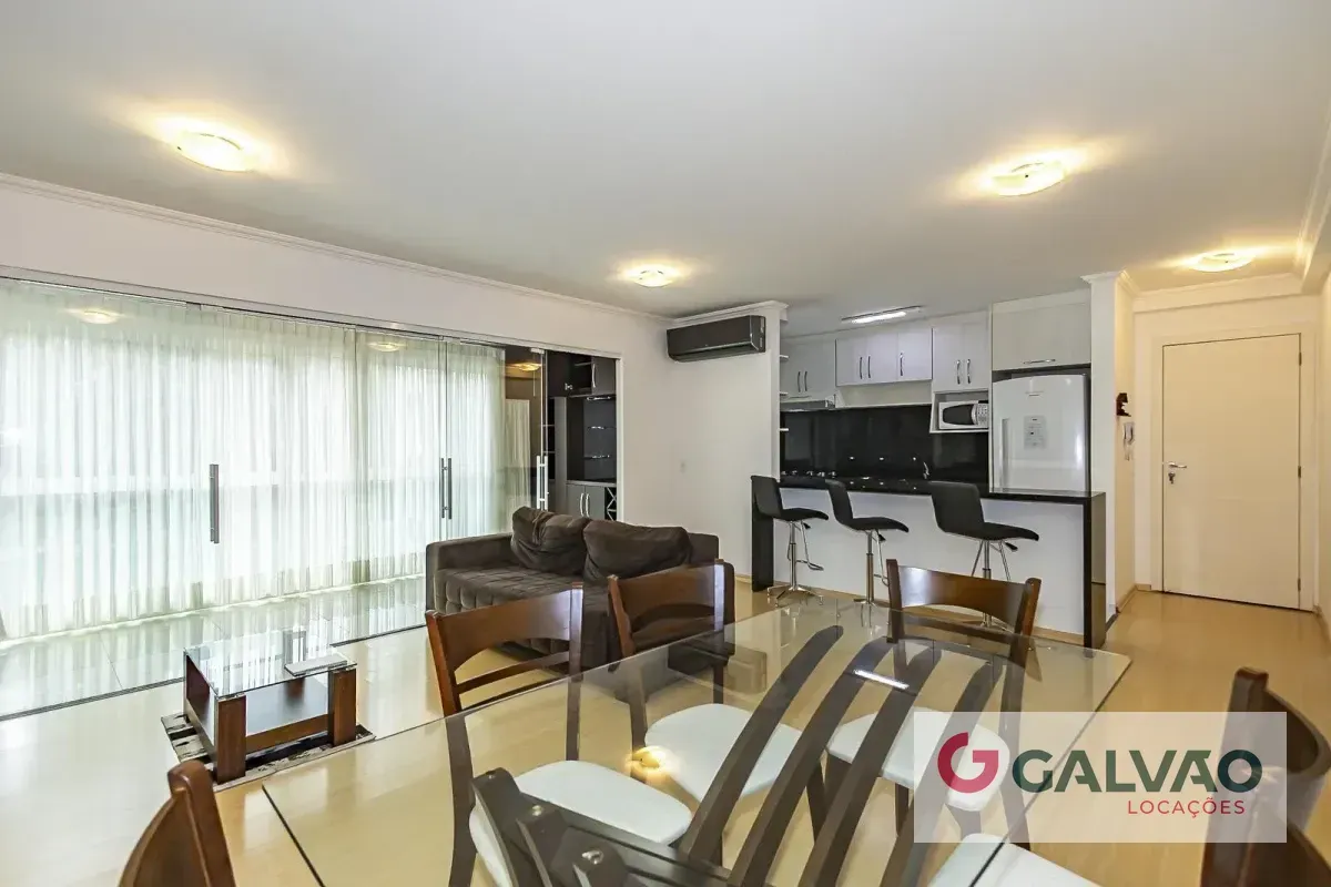 3-bedroom apartment in a building with a coworking space — photo 21