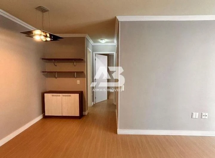 65 m² unfurnished apartment with 2 bedrooms — photo 4