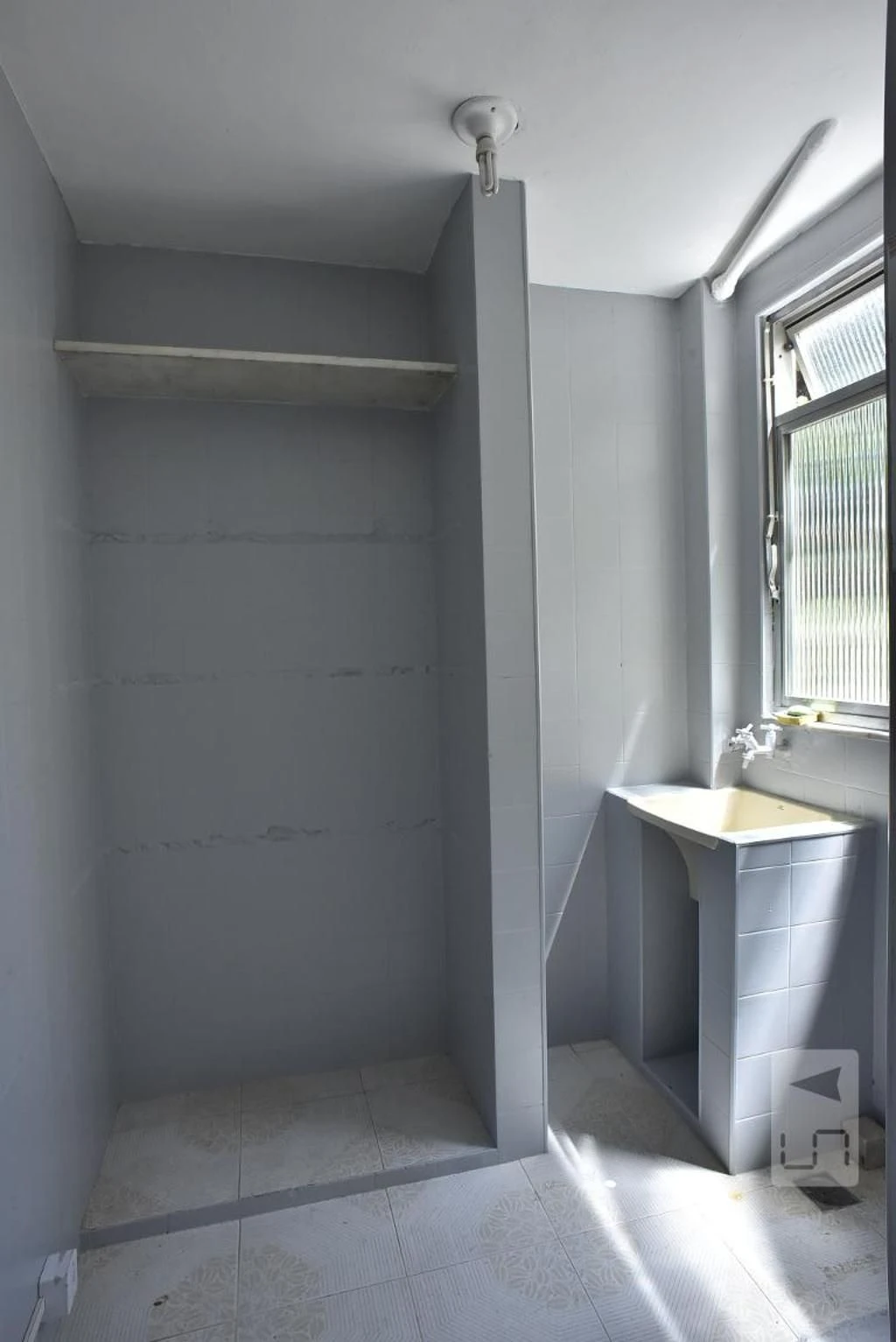2-bedroom apartment with a washing machine — photo 15