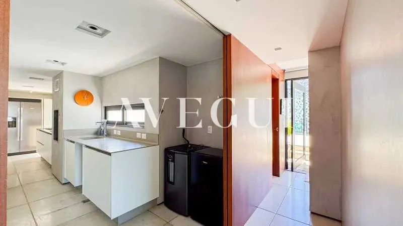 Apartamento mobiliado com 4 quartos e cozinha em conceito aberto — photo 12