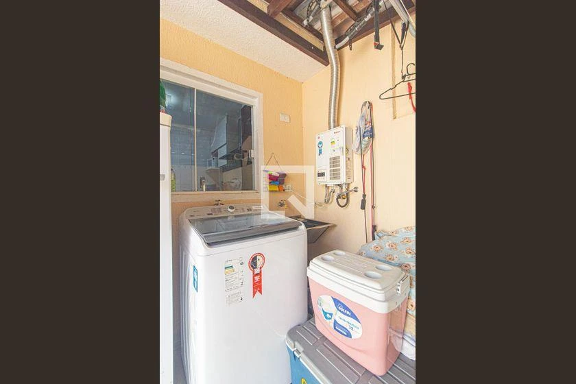 3-bedroom house with a grill on the balcony — photo 19