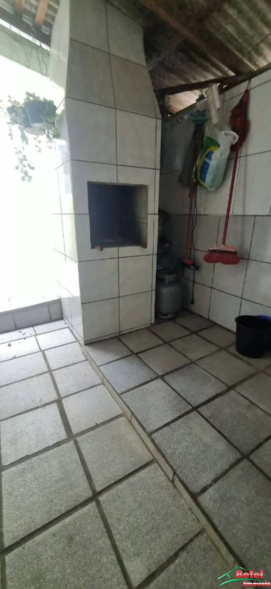 3-bedroom house with a grill on the balcony in Curitiba — photo 25