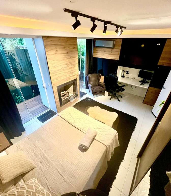 Apartamento sin aparcamiento de 30 m² con suite y balcón — photo 3
