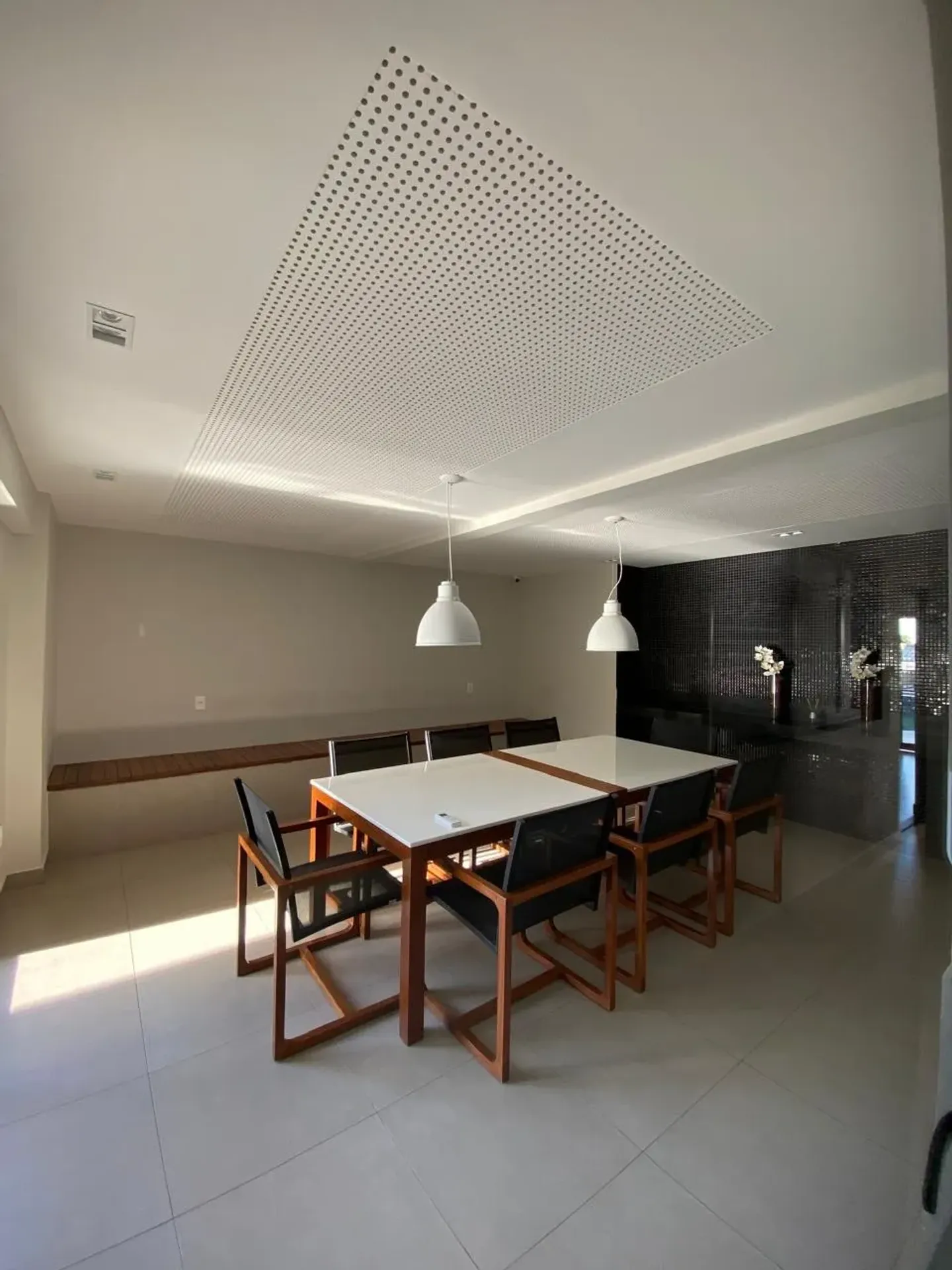 Furnished 65 m² apartment with 2 bedrooms and 1 parking — photo 7