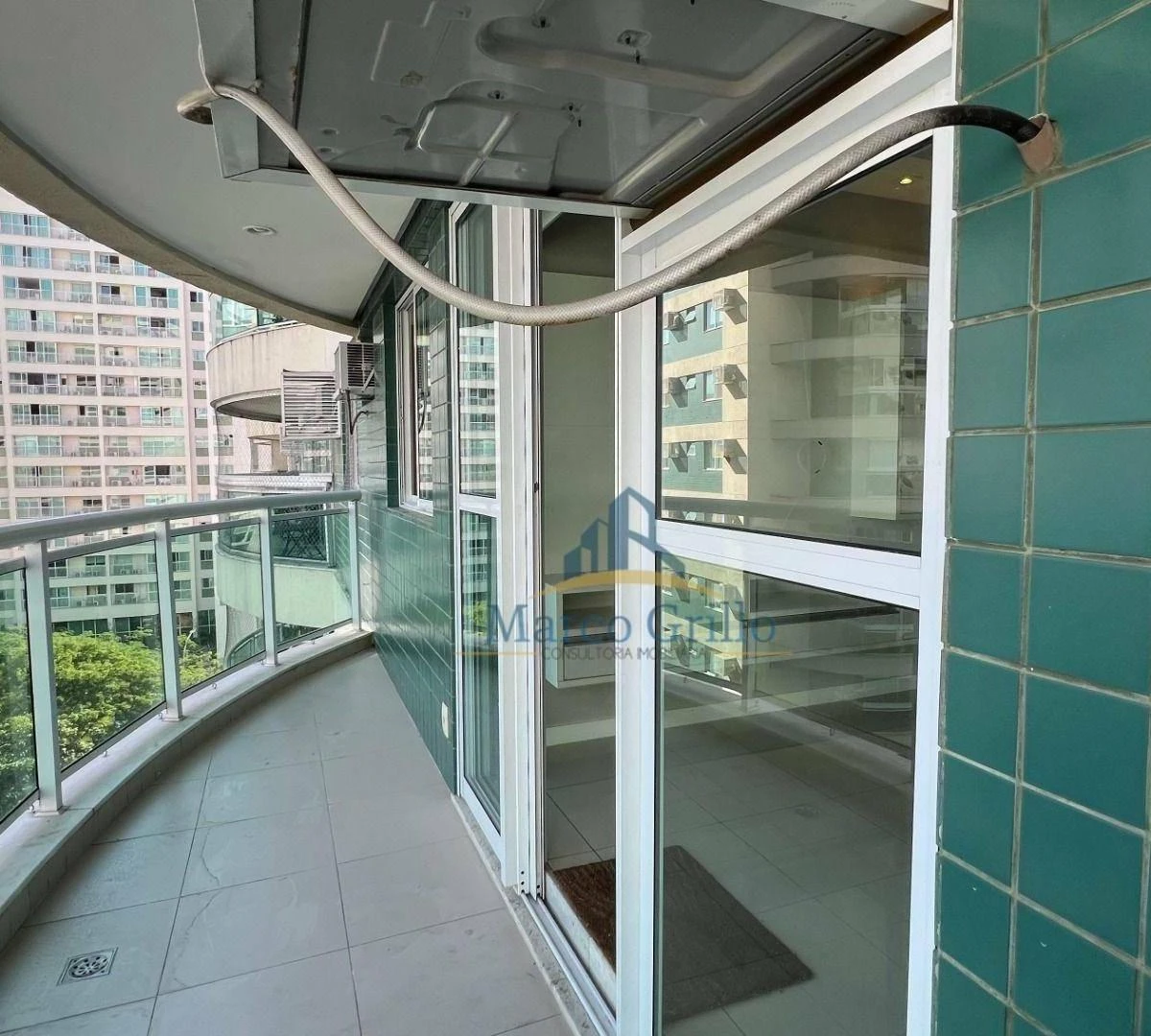 Apartamento com 2 quartos e 68 m², cozinha americana — photo 9