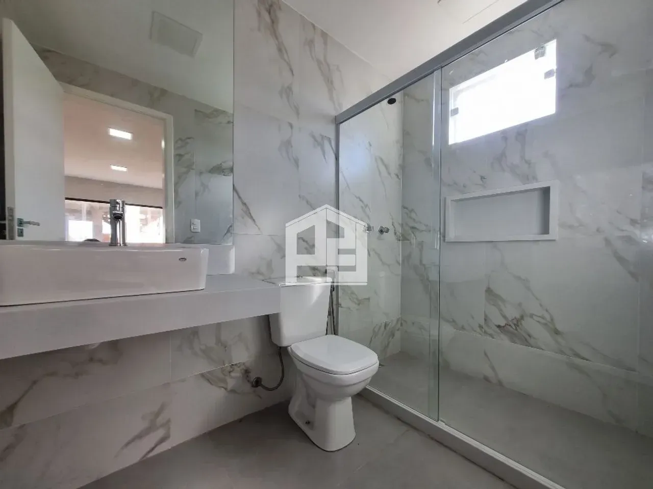 Triplex house with 4 bedrooms and 5 bathrooms, 2 parking — photo 20