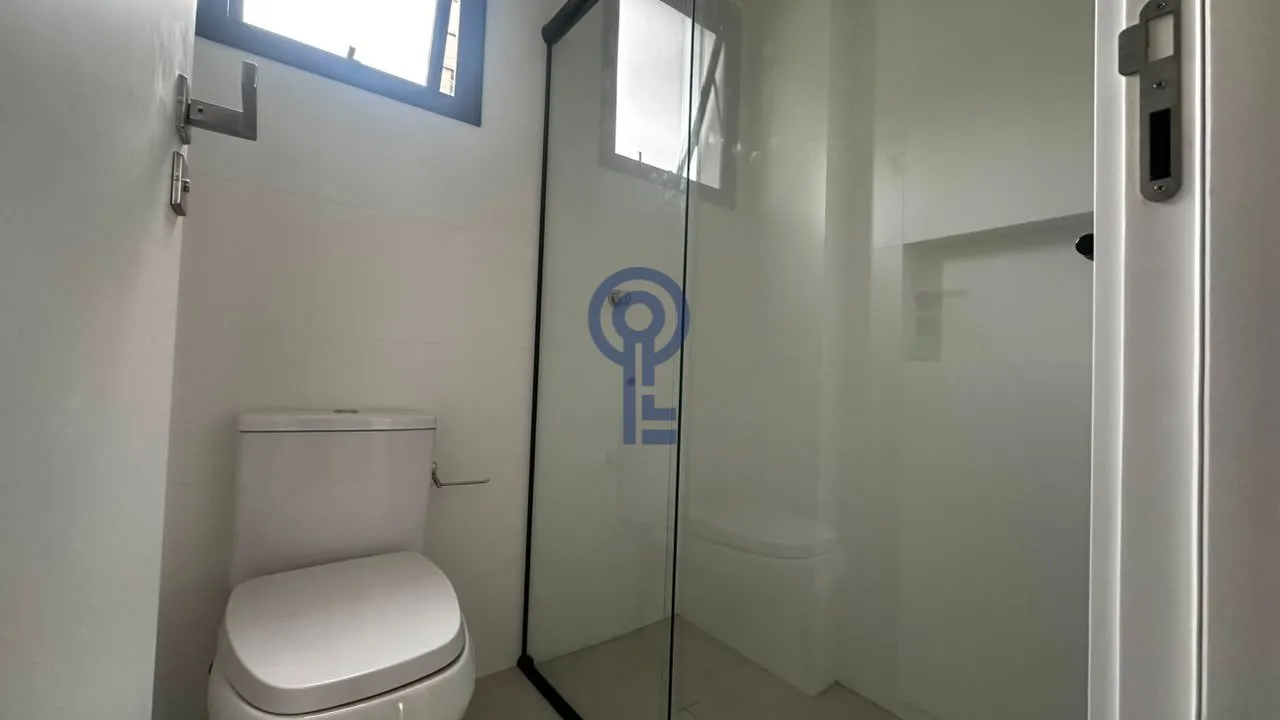 25 m² studio with 1 parking spot, balcony and open-plan kitchen — photo 8