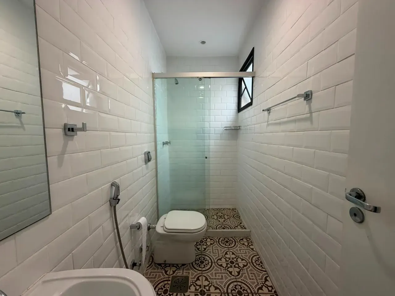 3-bedroom apartment with balcony and 2 parking spaces — photo 17
