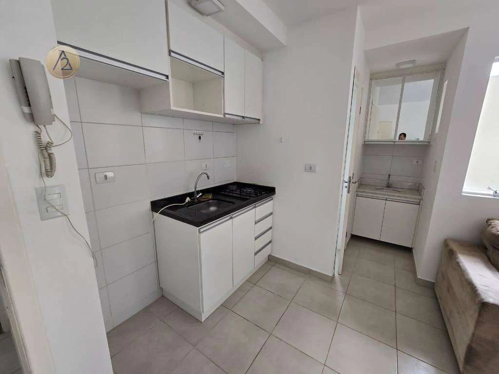 One-bedroom apartment with a home office in Curitiba — photo 2