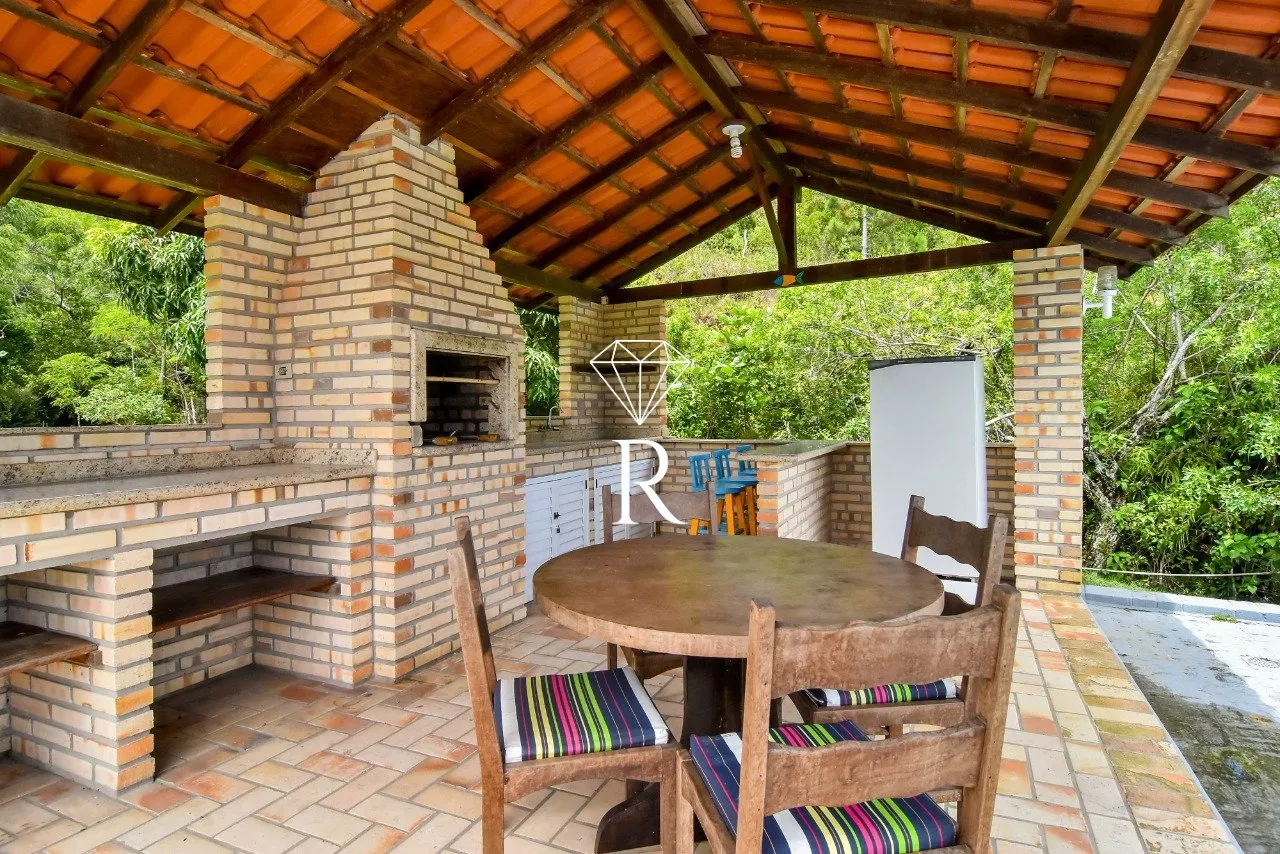 Casa tipo sítio con 4 dormitorios y 6 plazas de aparcamiento — photo 65
