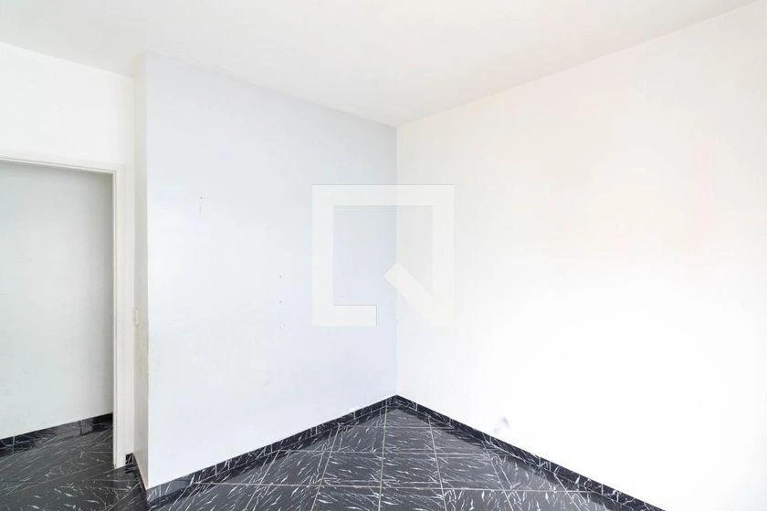 2-bedroom apartment in a building with a gym — photo 35
