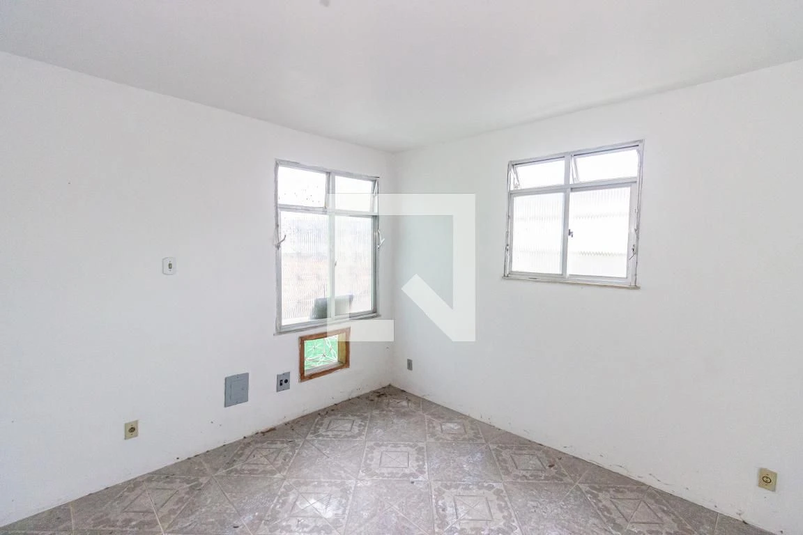 Casa sem mobília com 3 quartos e 3 banheiros — photo 24