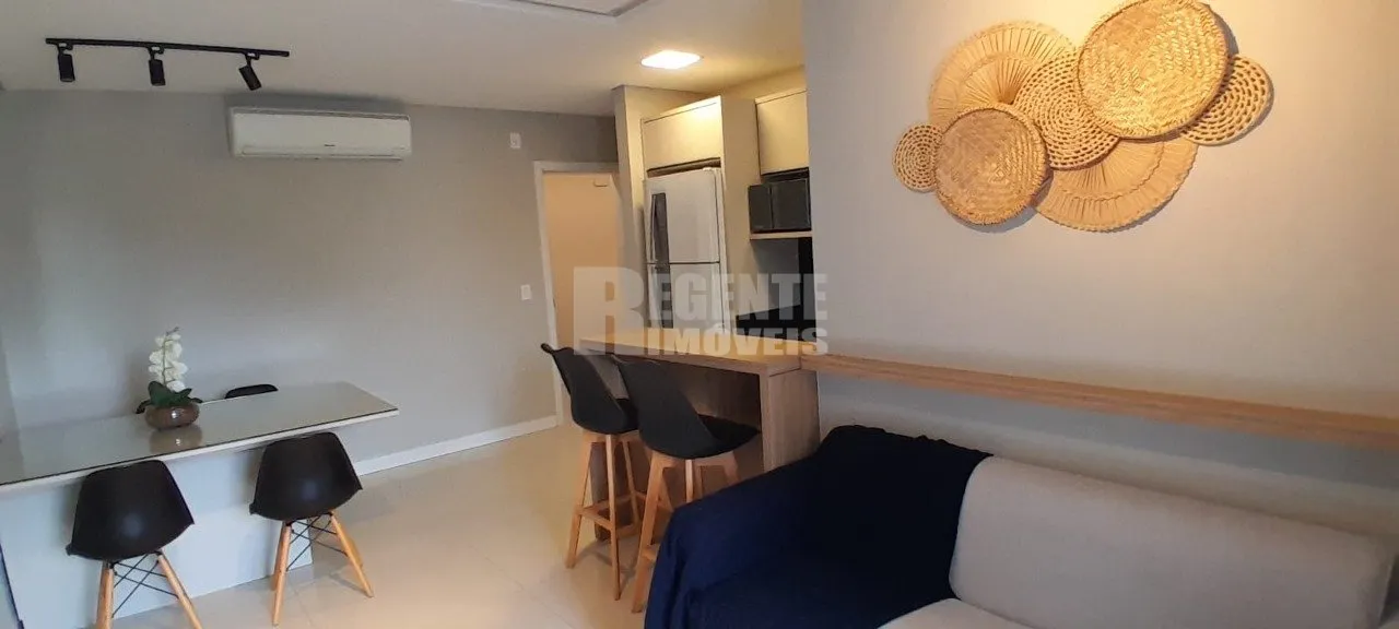 Apartamento tipo garden amueblado con 2 dormitorios y jardín — photo 2