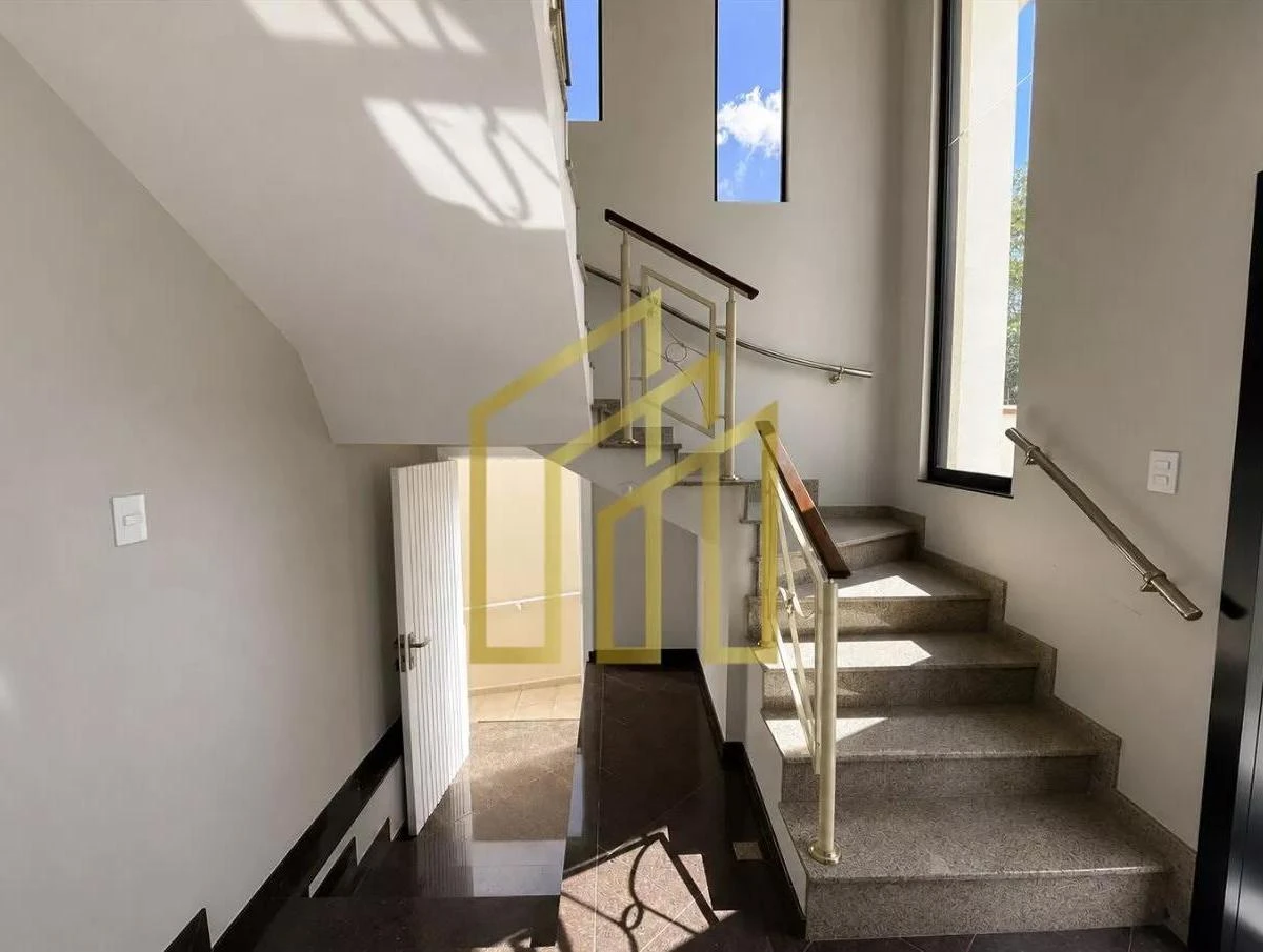 Меблированный дом 400 м²: 2 спальни и 2 ванные — photo 2