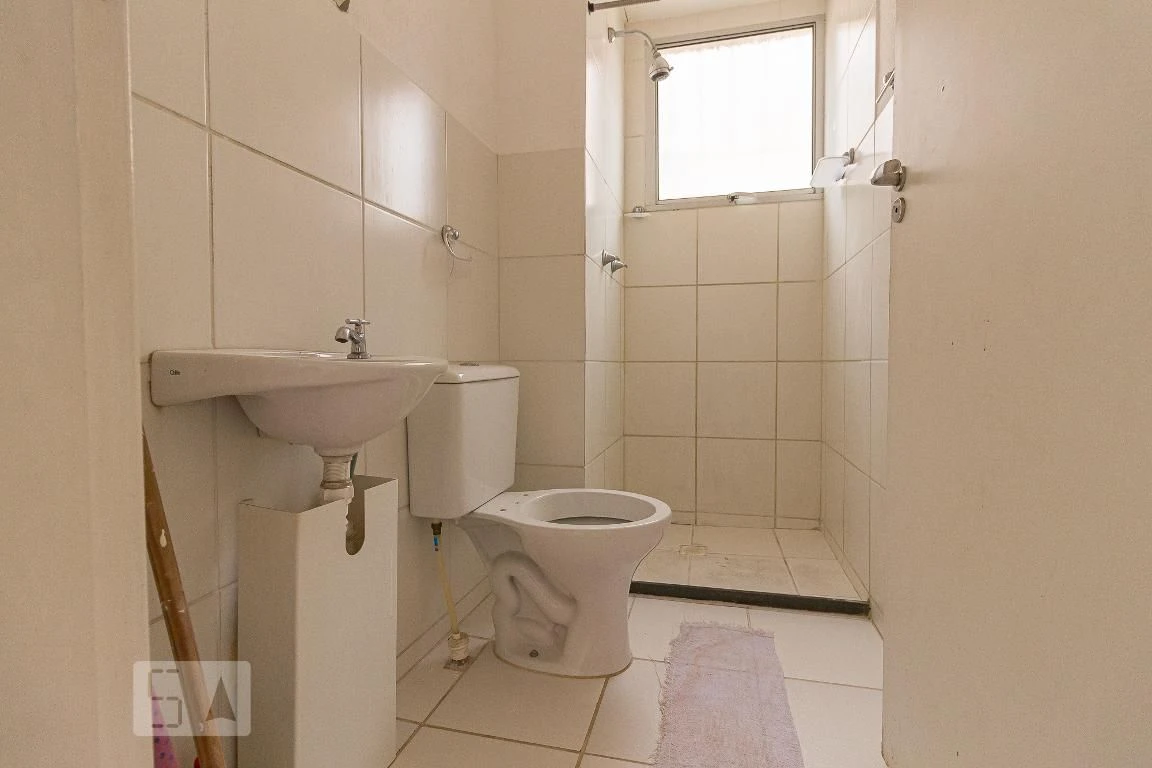 Apartamento sem mobília com cozinha fechada e 2 quartos — photo 25