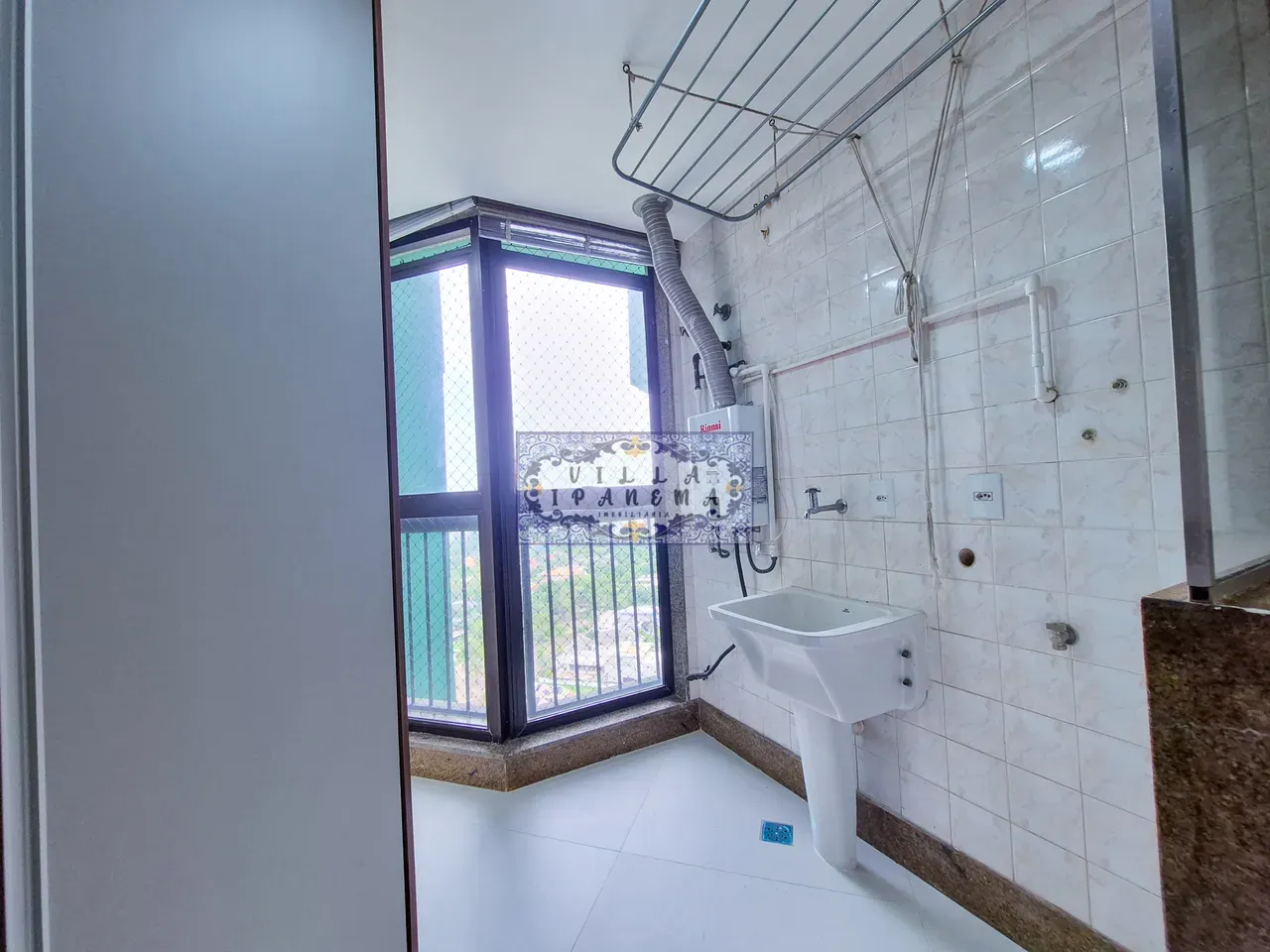 200 m² apartment with 3 en-suite bedrooms and private BBQ — photo 23